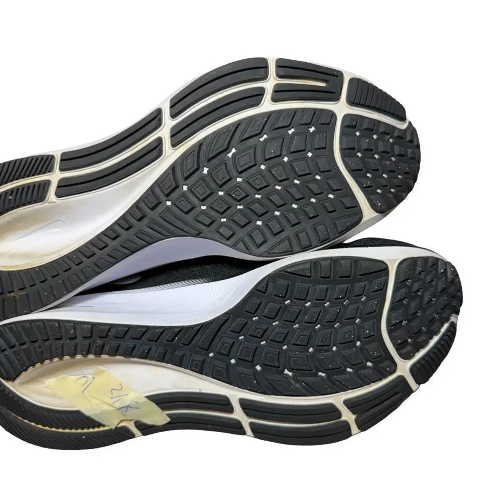 Nike Women’s Zoom Pegasus Black and White Athletic Shoes size 8.5